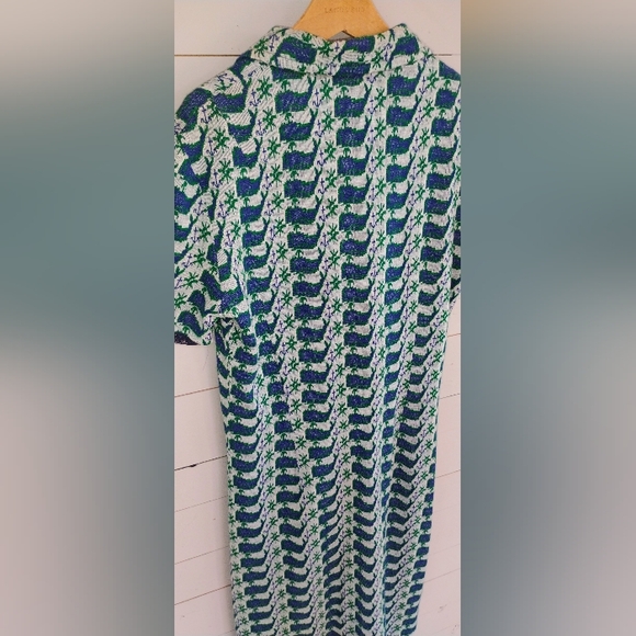 Blue and Green Ocean whale fabric pattern Casual Midi Dress with Crew Neck line - Picture 4 of 5